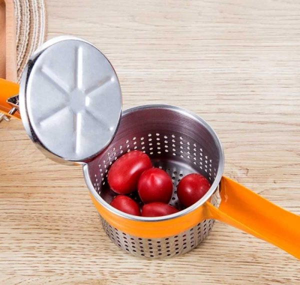 Potato Ricer & Fruit Press Squeezer Machine